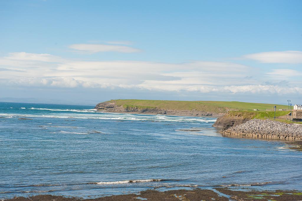 Allingham Arms Hotel Bundoran Δωμάτιο φωτογραφία